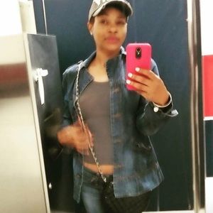 Meet your Posher, Rashida